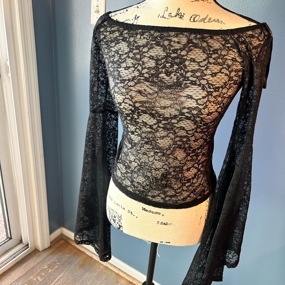 Kiki Riki Lace Long bell Sleeve Top - Picture 8 of 10